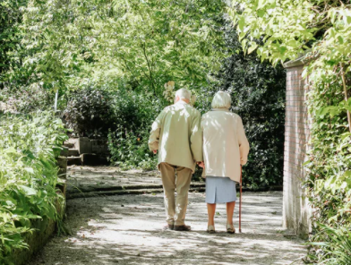 donor darah membuat sehat di hari tua