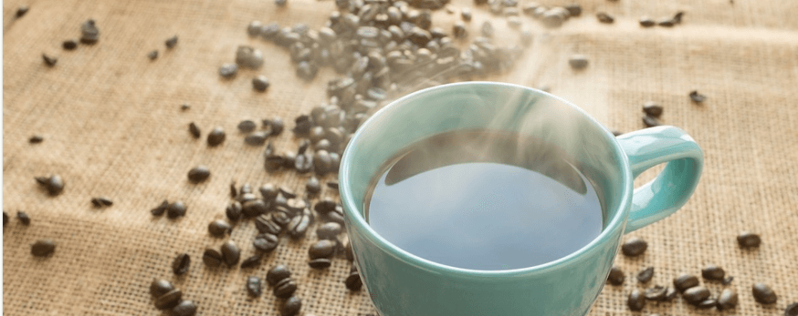Minuman yang terlalu panas bisa menyebabkan kanker esofagus. Baca penyebab kanker lainnya di asuransinow.com